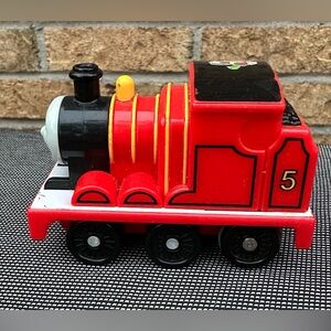 Thomas & Friends James Pull-back and Go Train #100D9